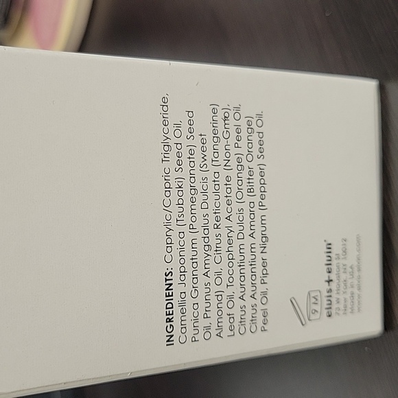 Elvis + Elvin Rose of Winter Body Oil 110ml New In Box - Picture 3 of 6